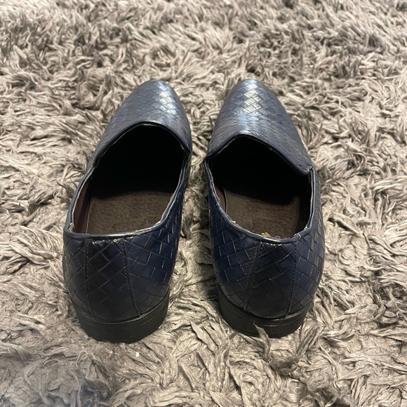 Men’s Loafers - Picture 3 of 4
